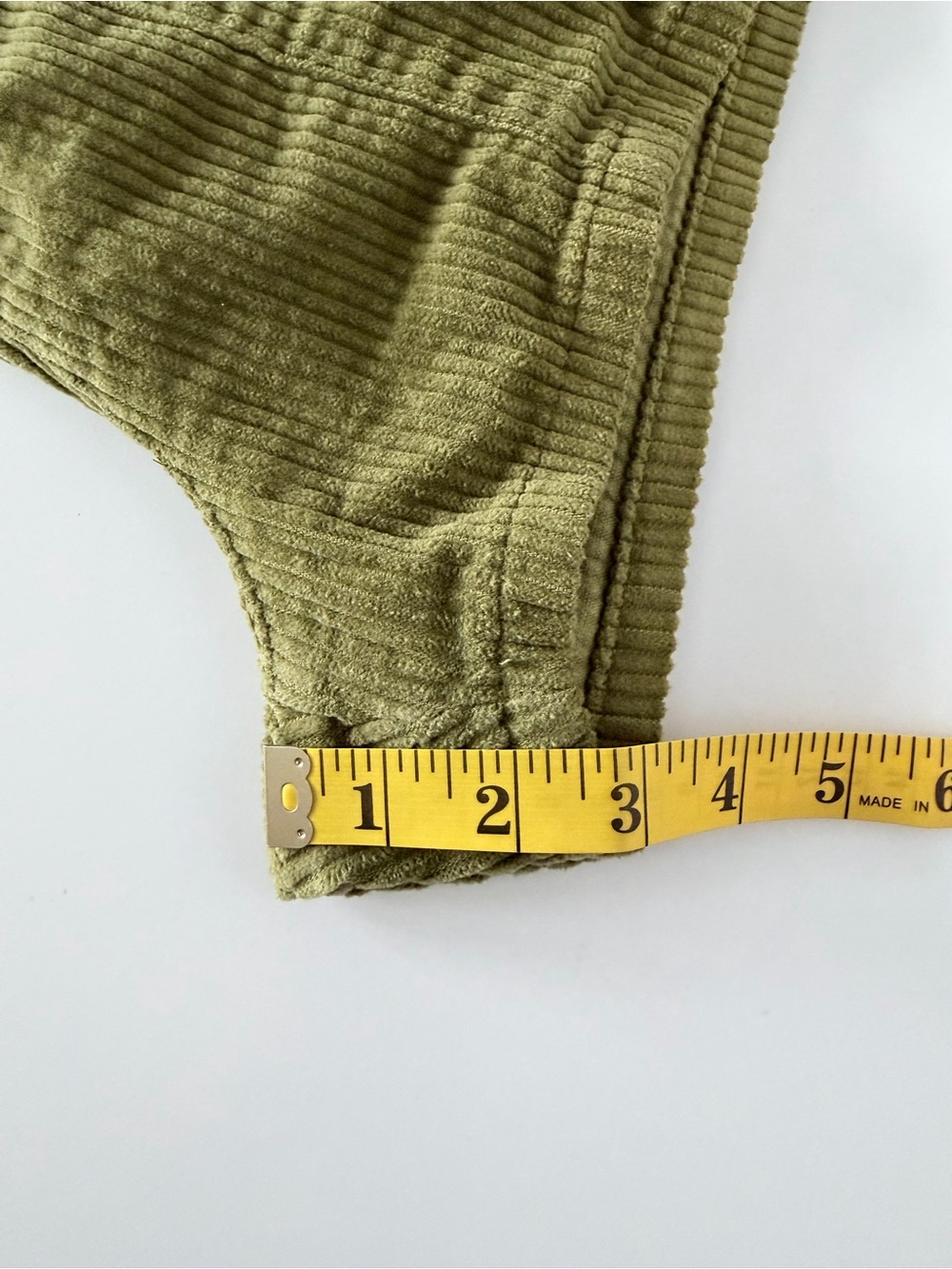 RVCA Daylight Corduroy Shorts Size S - Picture 8 of 12